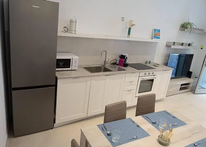 Casa Al Mare A A 100 Metri Dalla Апартаменти *